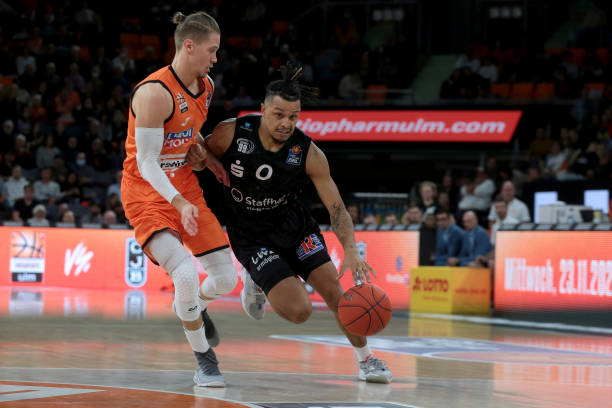 在篮球比赛 在篮球比赛