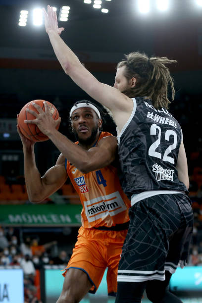 于轻易地放 于轻易地放