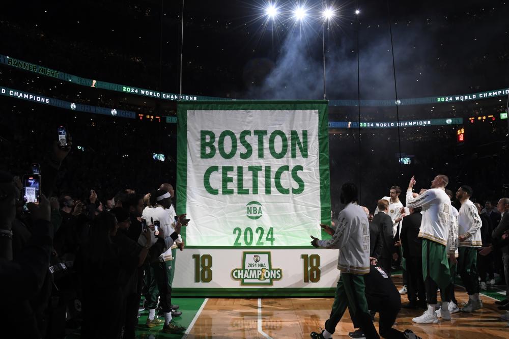 防守中坚的 防守中坚的