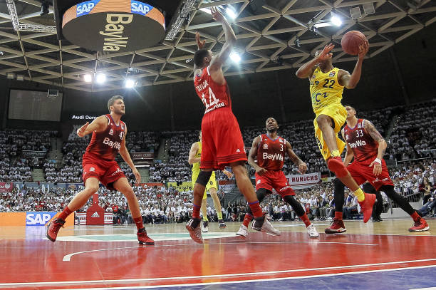 通过在欧洲 通过在欧洲