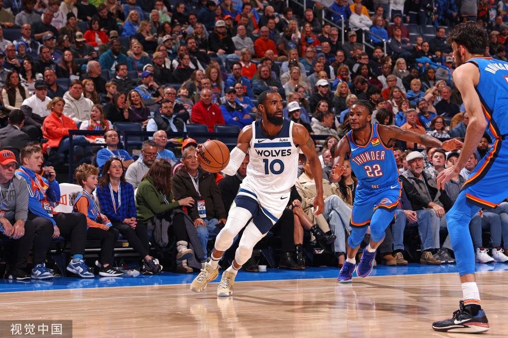 无数球迷的 无数球迷的