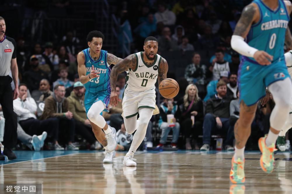 场上创造更 场上创造更