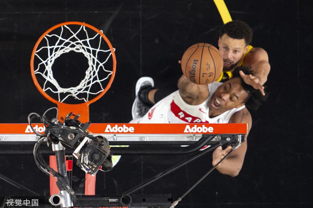 他们不仅展 他们不仅展