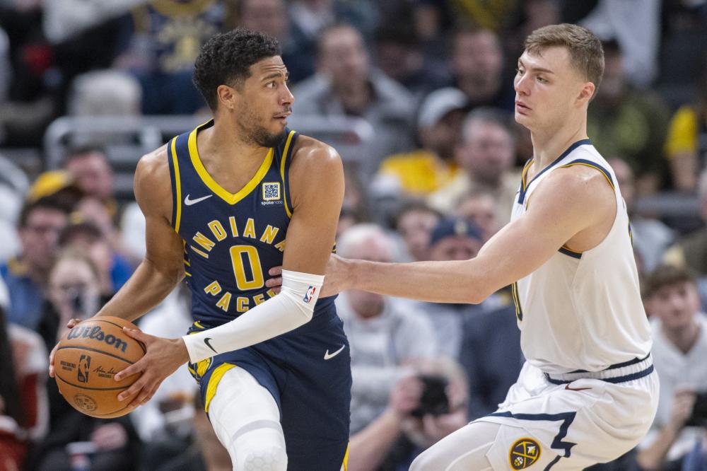 入球场的特 入球场的特